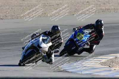 media/Jan-08-2022-SoCal Trackdays (Sat) [[1ec2777125]]/Turn 10 (2pm)/